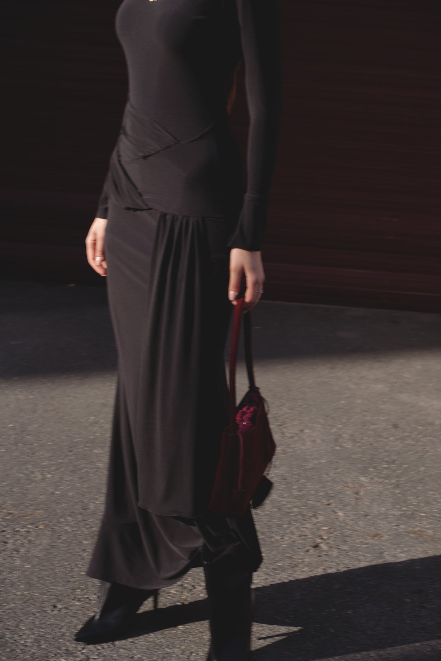 Long-Sleeve Sculpted Maxi Dress — black