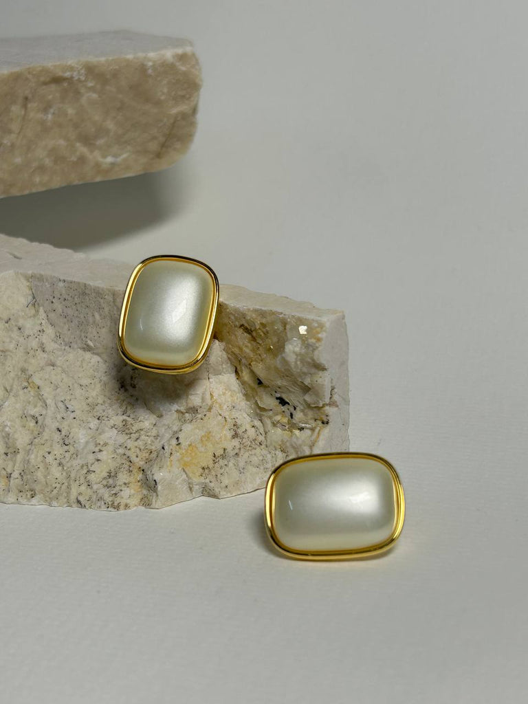Charm earrings - White Store Armenia