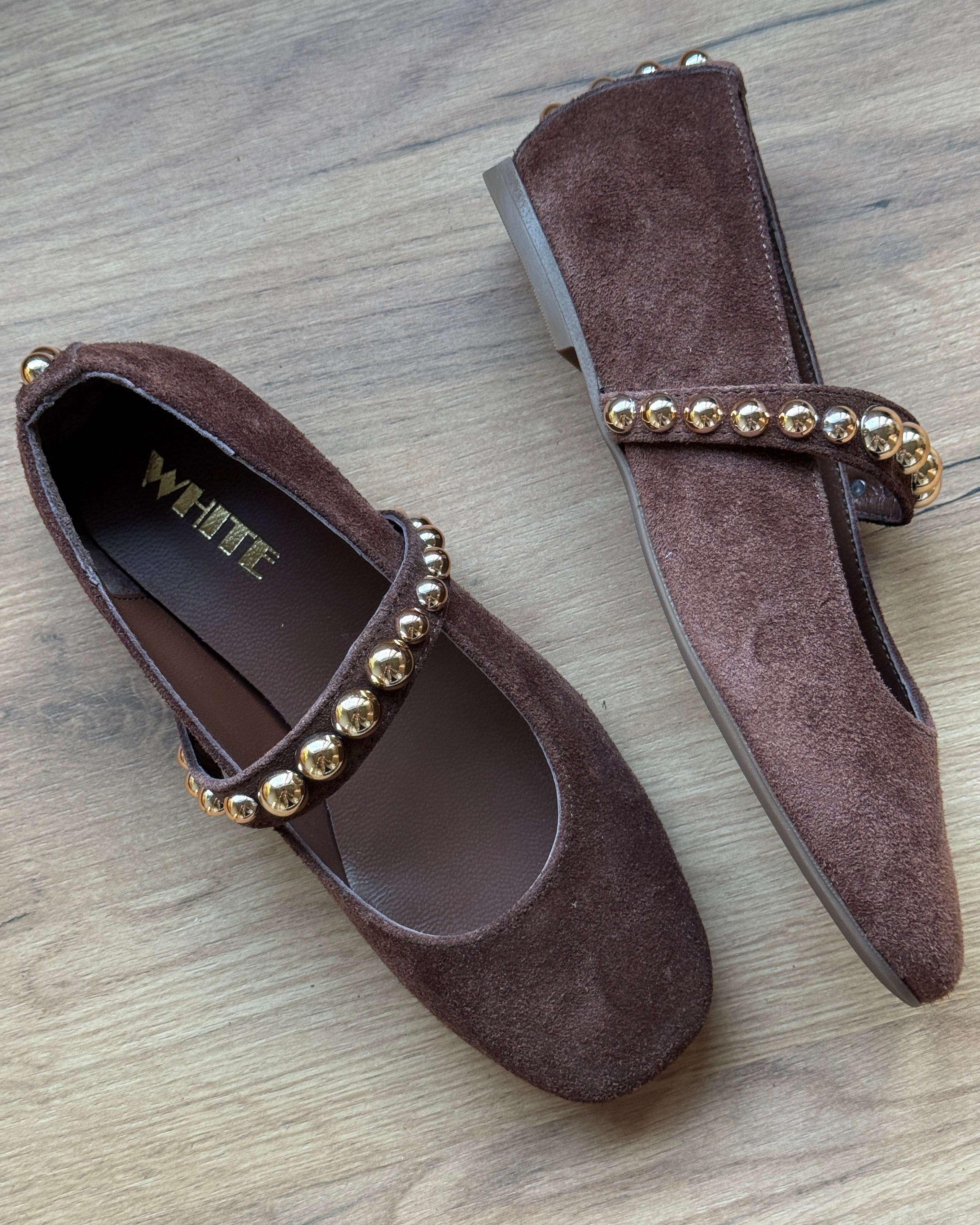 Leather shoes