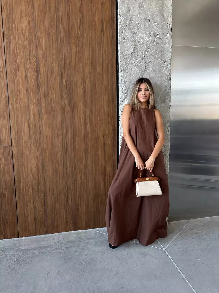 The Maxi Simple Dress