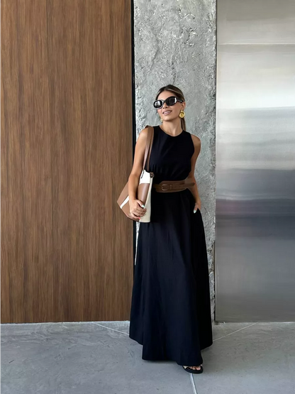 The Maxi Simple Dress