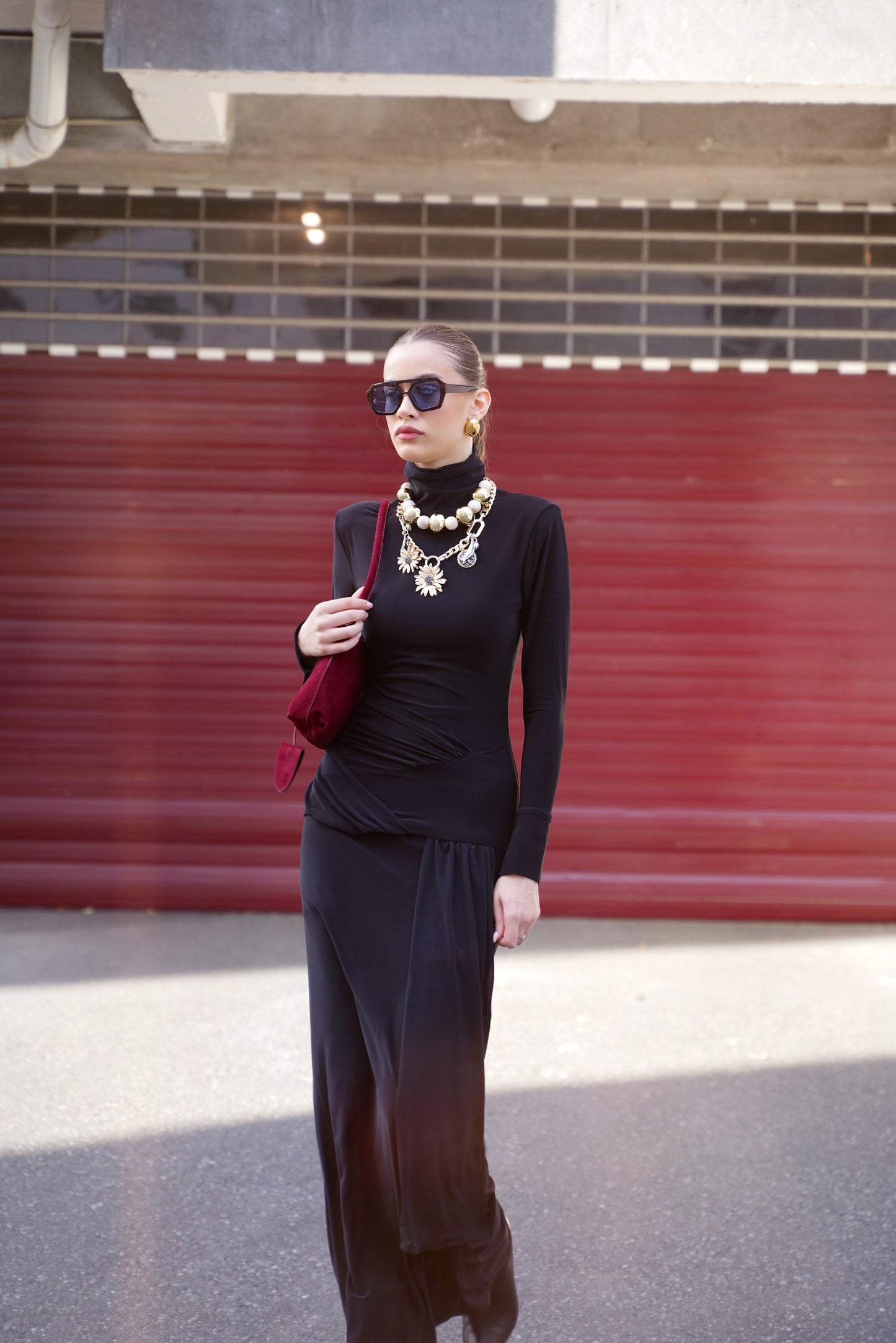 Long-Sleeve Sculpted Maxi Dress — black