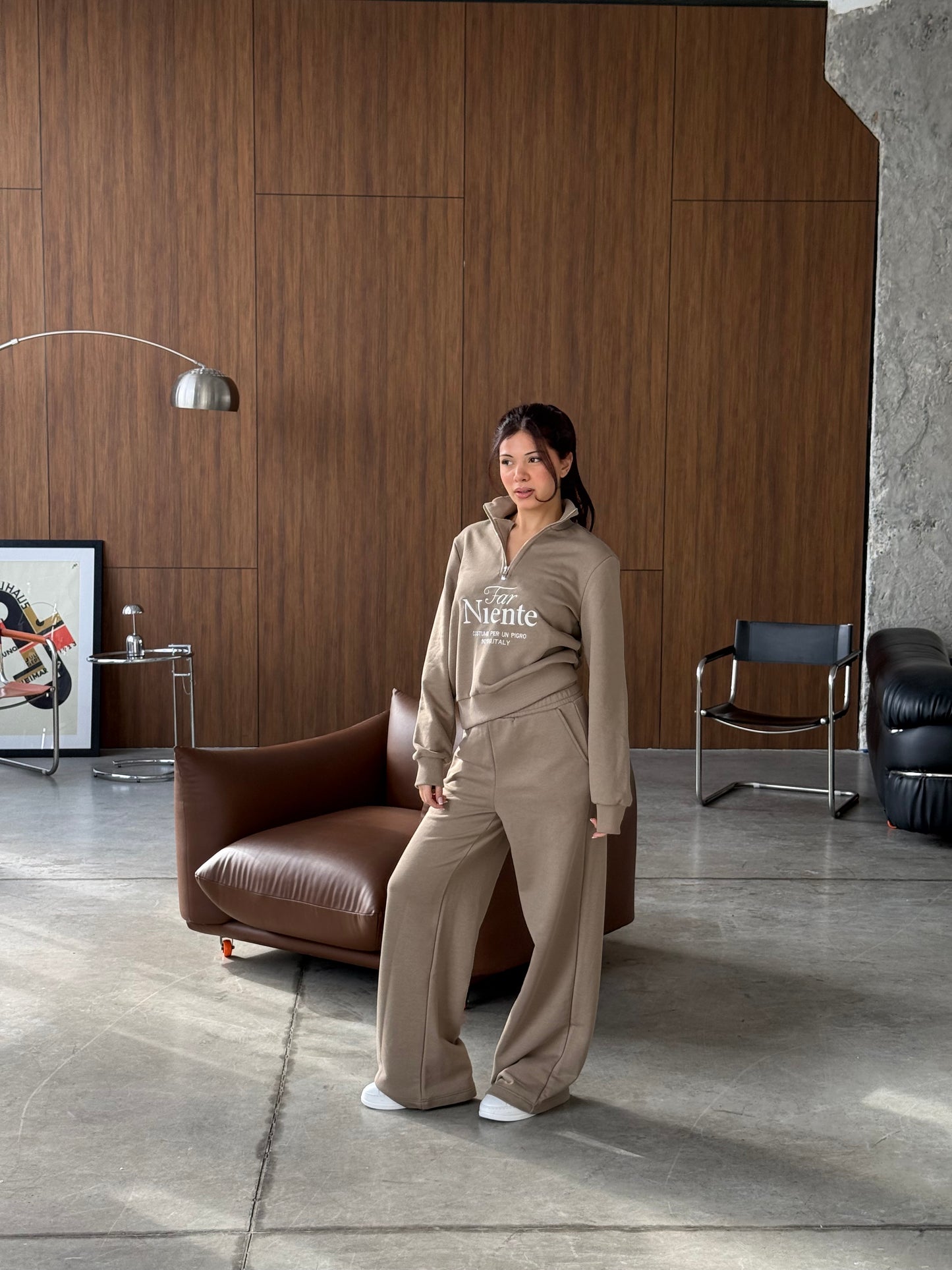 Far Niente Half-Zip Sweatshirt – Mocha Beige