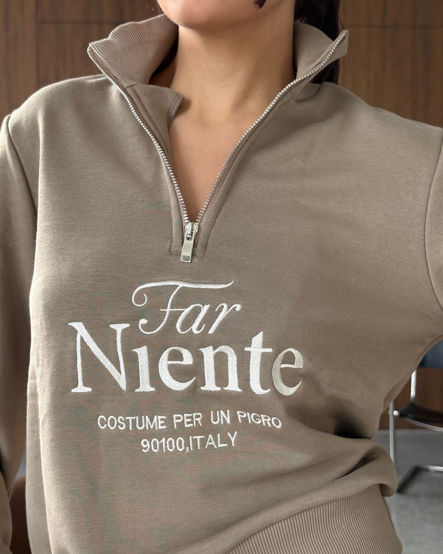 Far Niente Half-Zip Sweatshirt – Mocha Beige