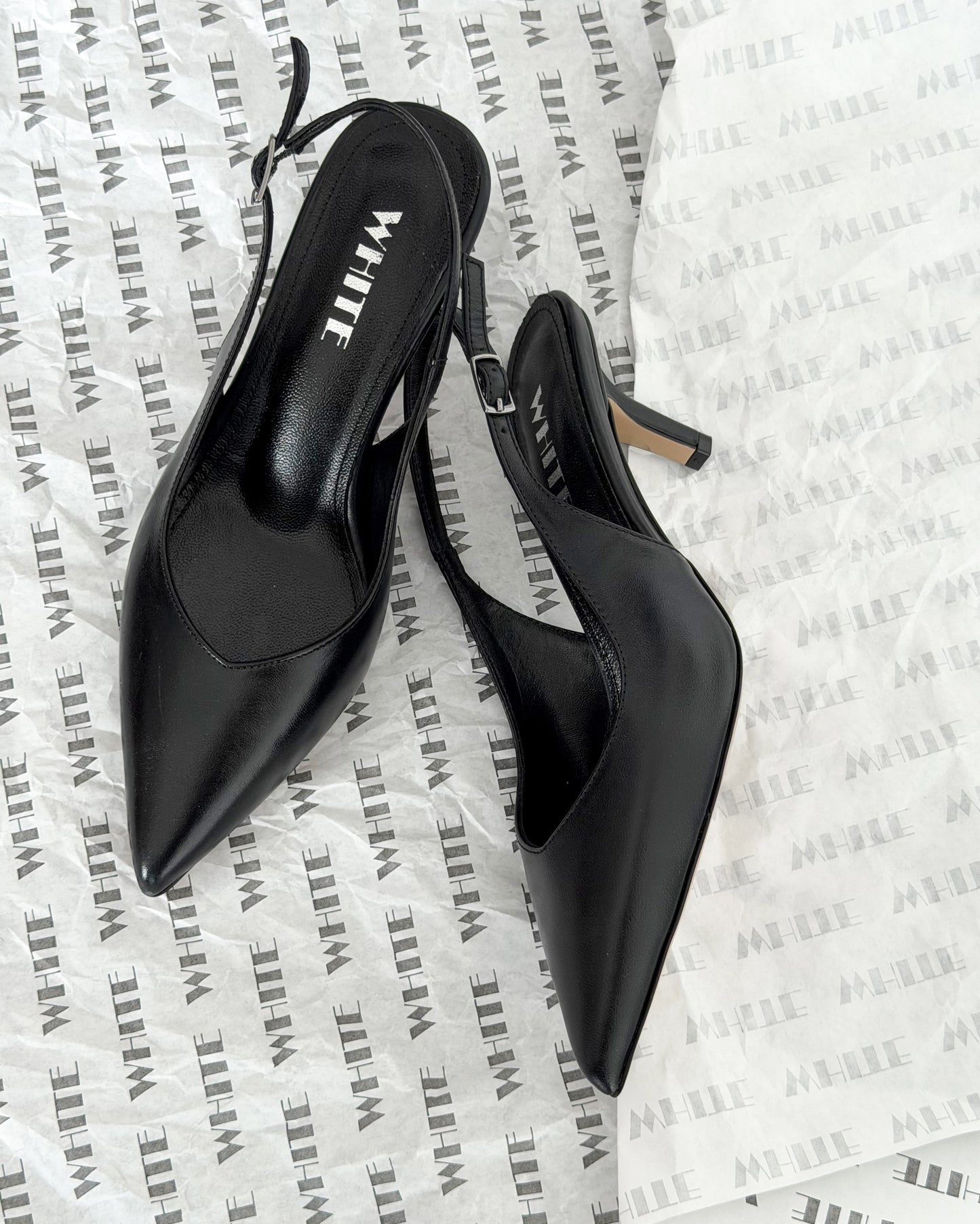 Pointed Slingback Heels – Black
