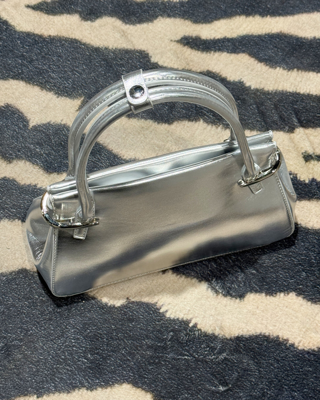 Nova Sculpt Mini Bag