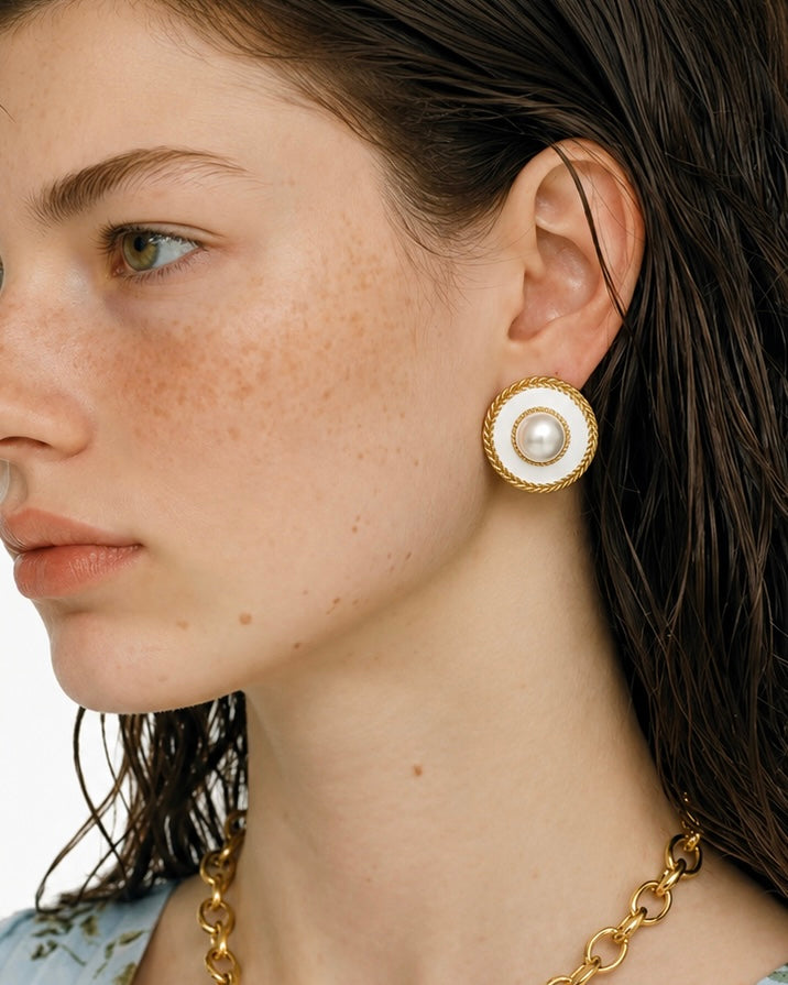 Élise Pearl Statement Earrings