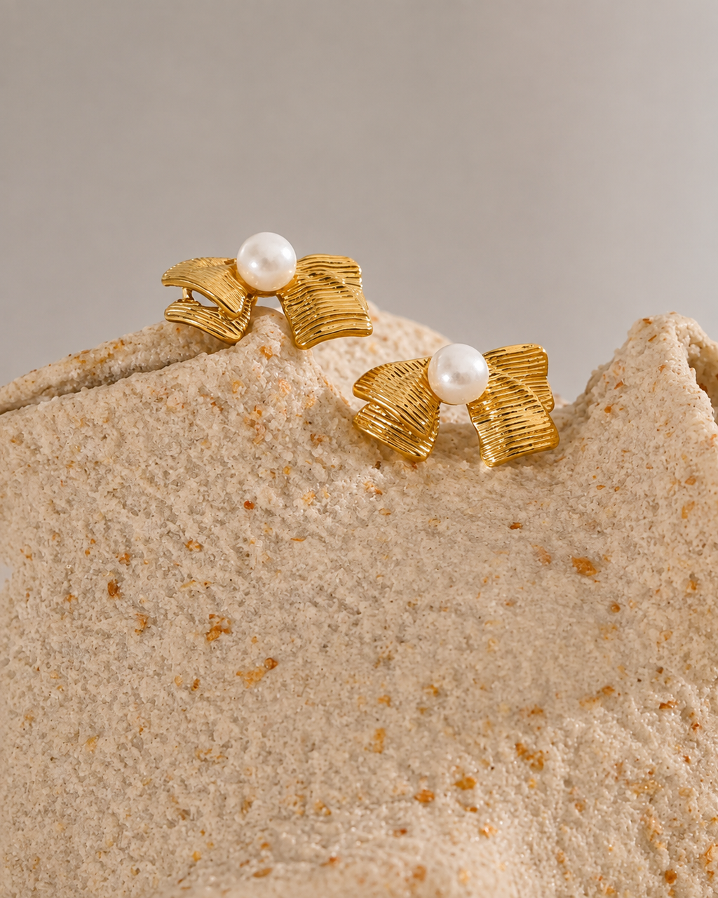 Sculpted Bow Pearl Earrings