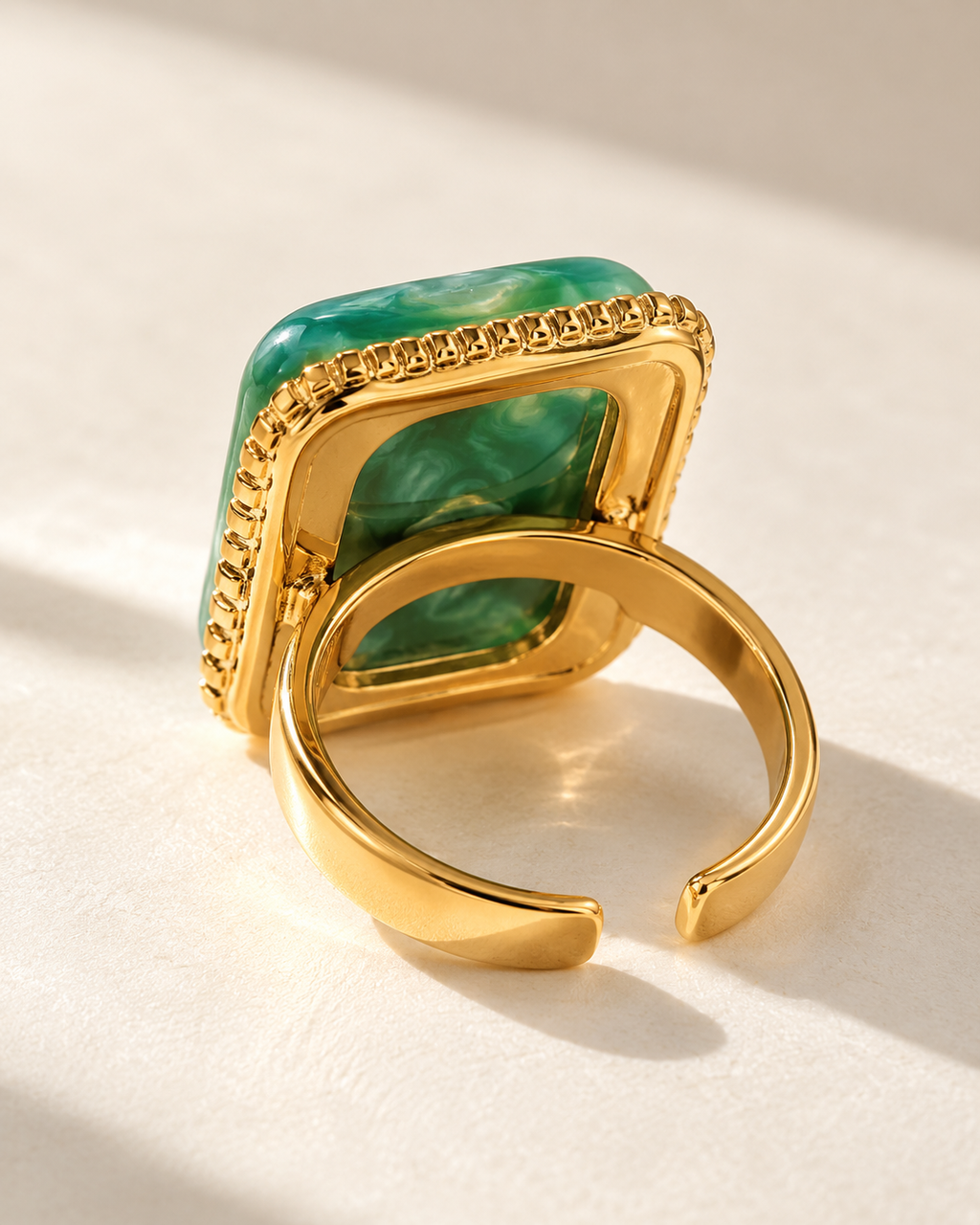 Green Marble-Effect Gold-Tone Statement Ring
