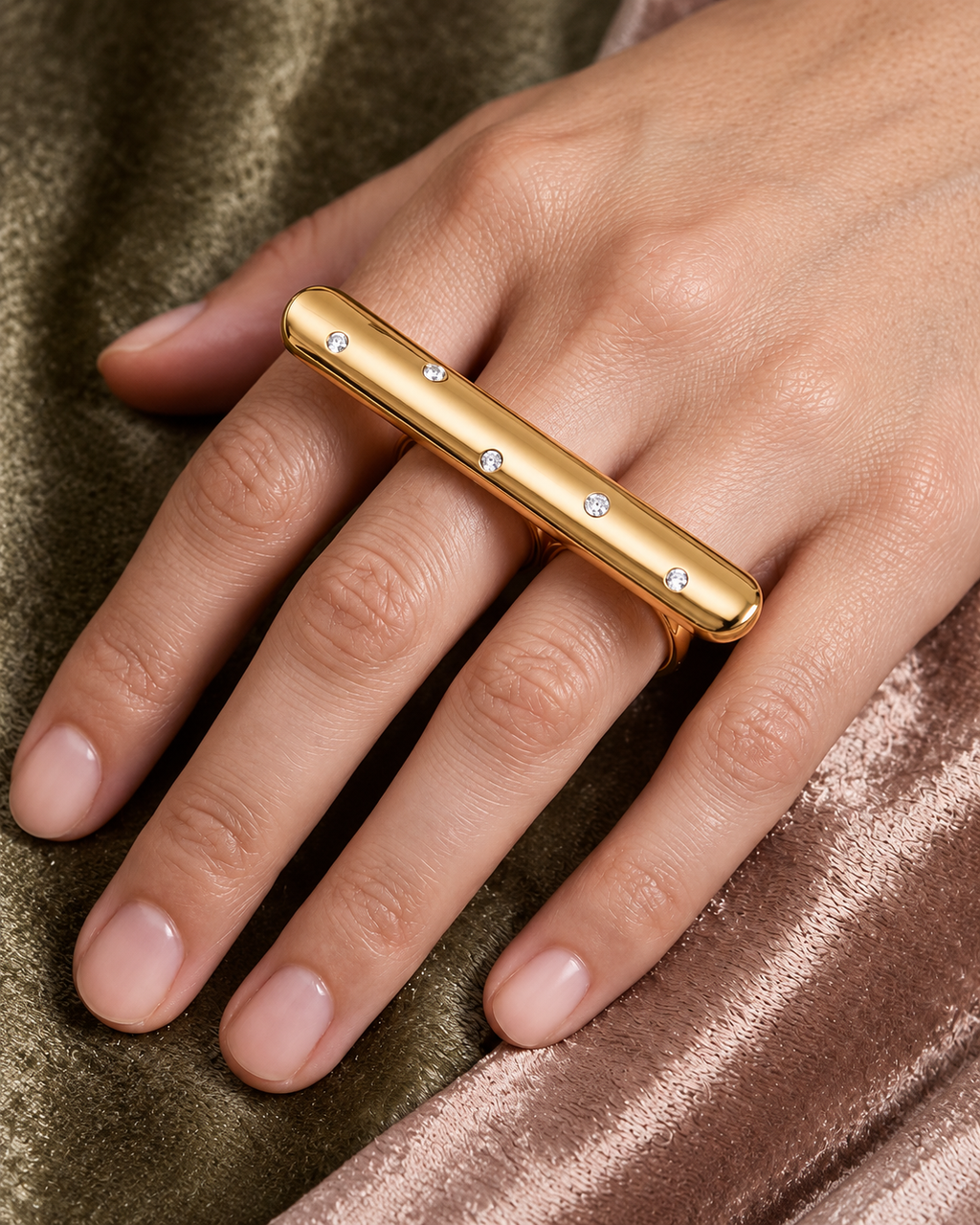 Crystal Bar Double Finger Ring