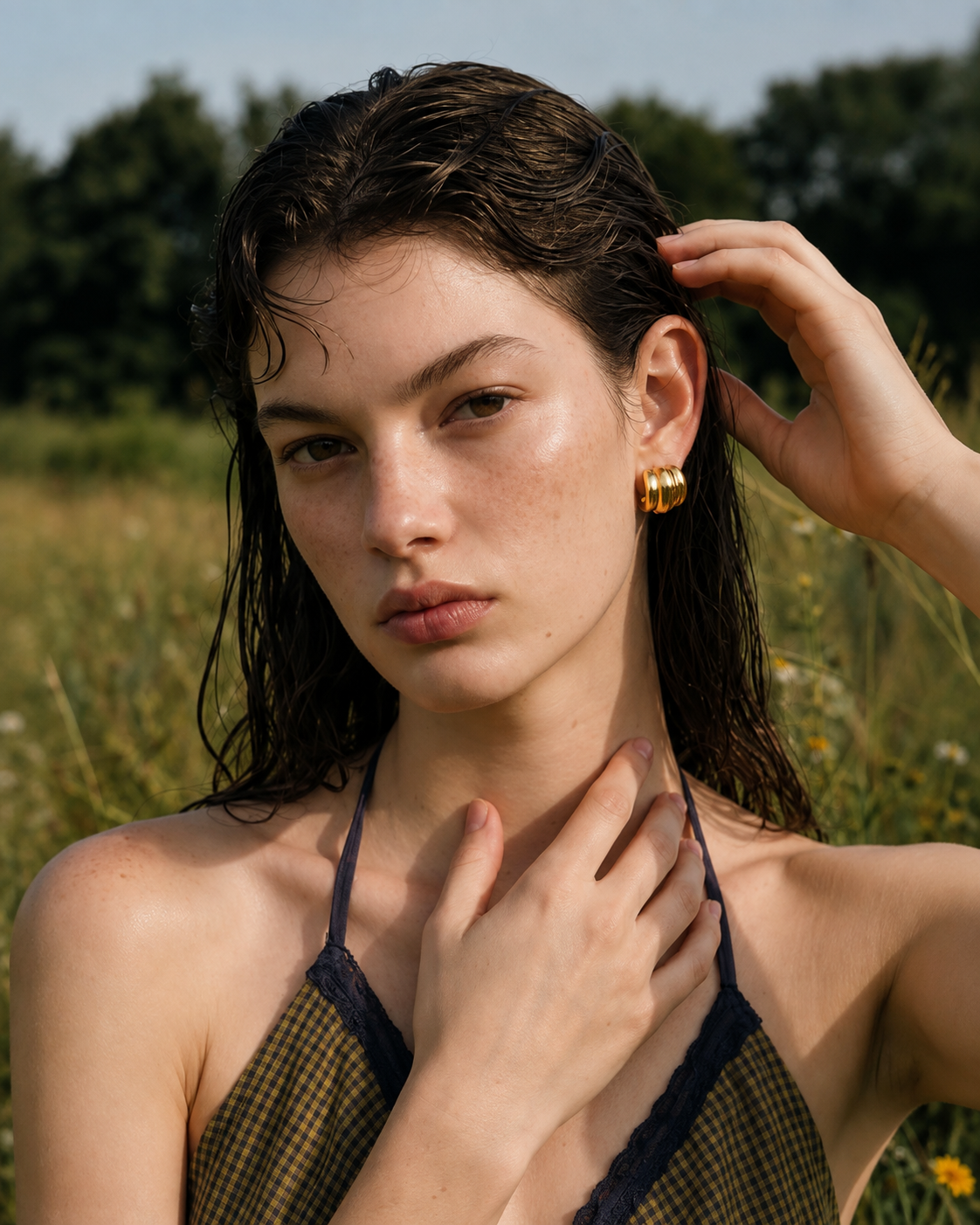 Luna Ribbed Dome Stud Earrings