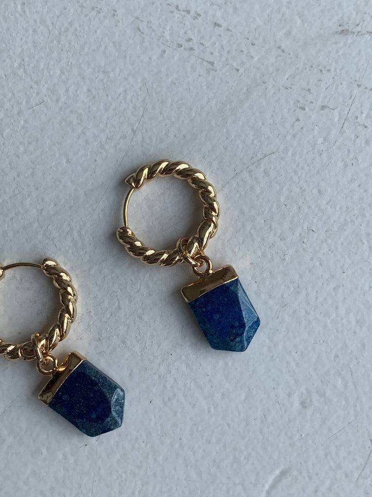 Mixed pendant earrings