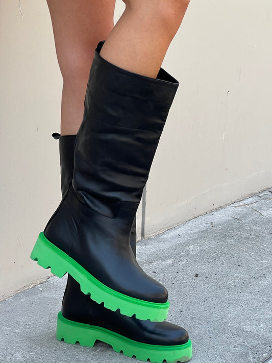 Leather boots with tall leg