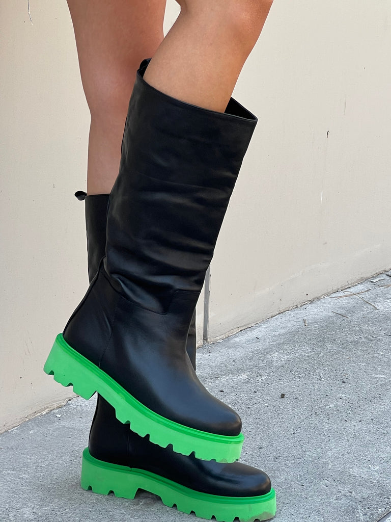 Leather boots with tall leg