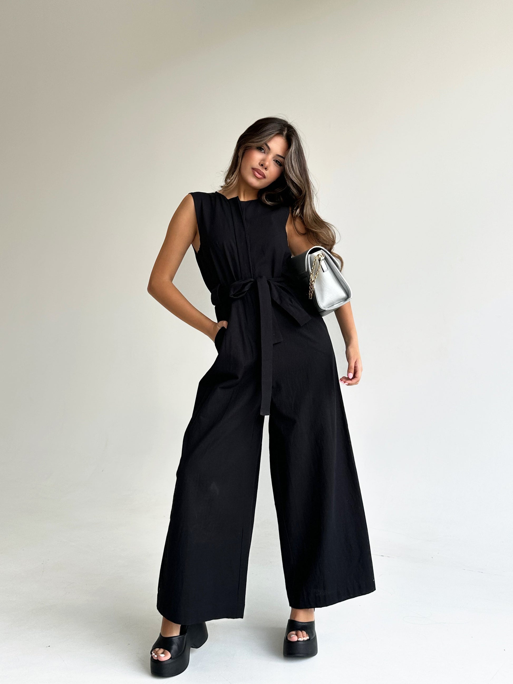 Sleeveless jumpsuits - White Store Armenia