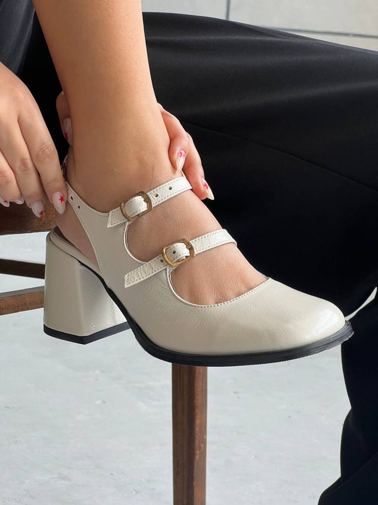 Two-straped small heel shoes - White Store Armenia