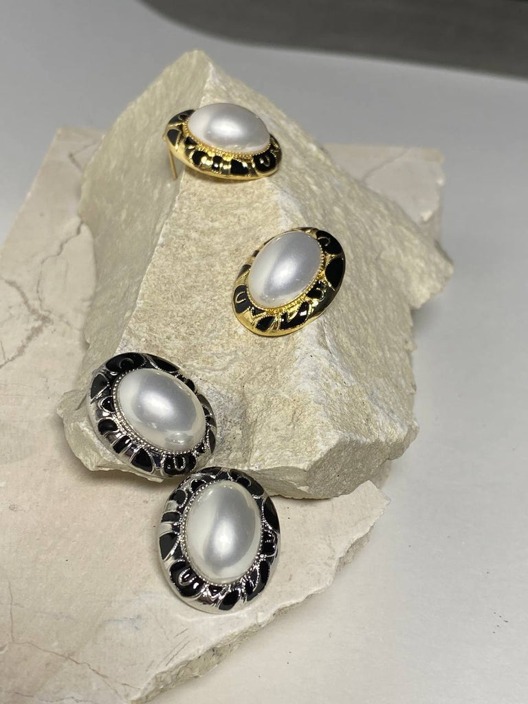 Volume pearl earrings - White Store Armenia