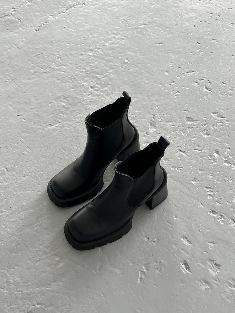 Wide heel boots - White Store Armenia